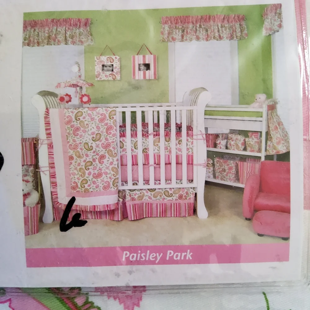 Trend Lab Baby Window Valence Paisley Park Pink
